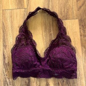 Aerie Wildflower Lace Padded Halter Bralette. Size small, maroon